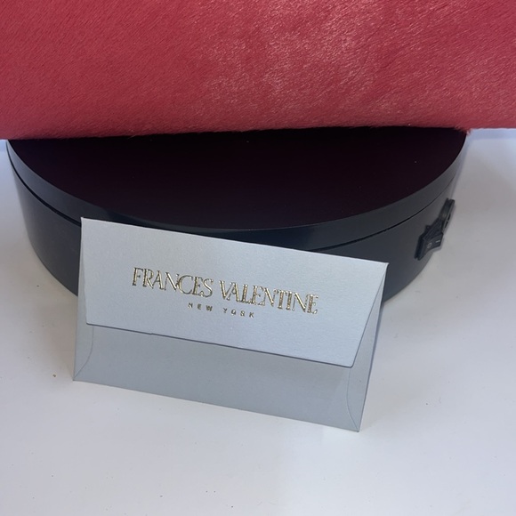 BNWT France’s Valentine Kiss lock - Picture 7 of 11